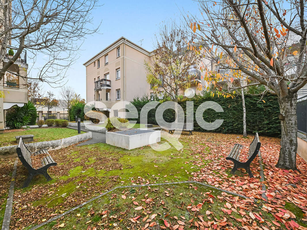Appartement à NANTERRE