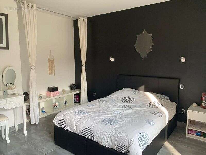 Maison 246 m² à Michery  - photo 9