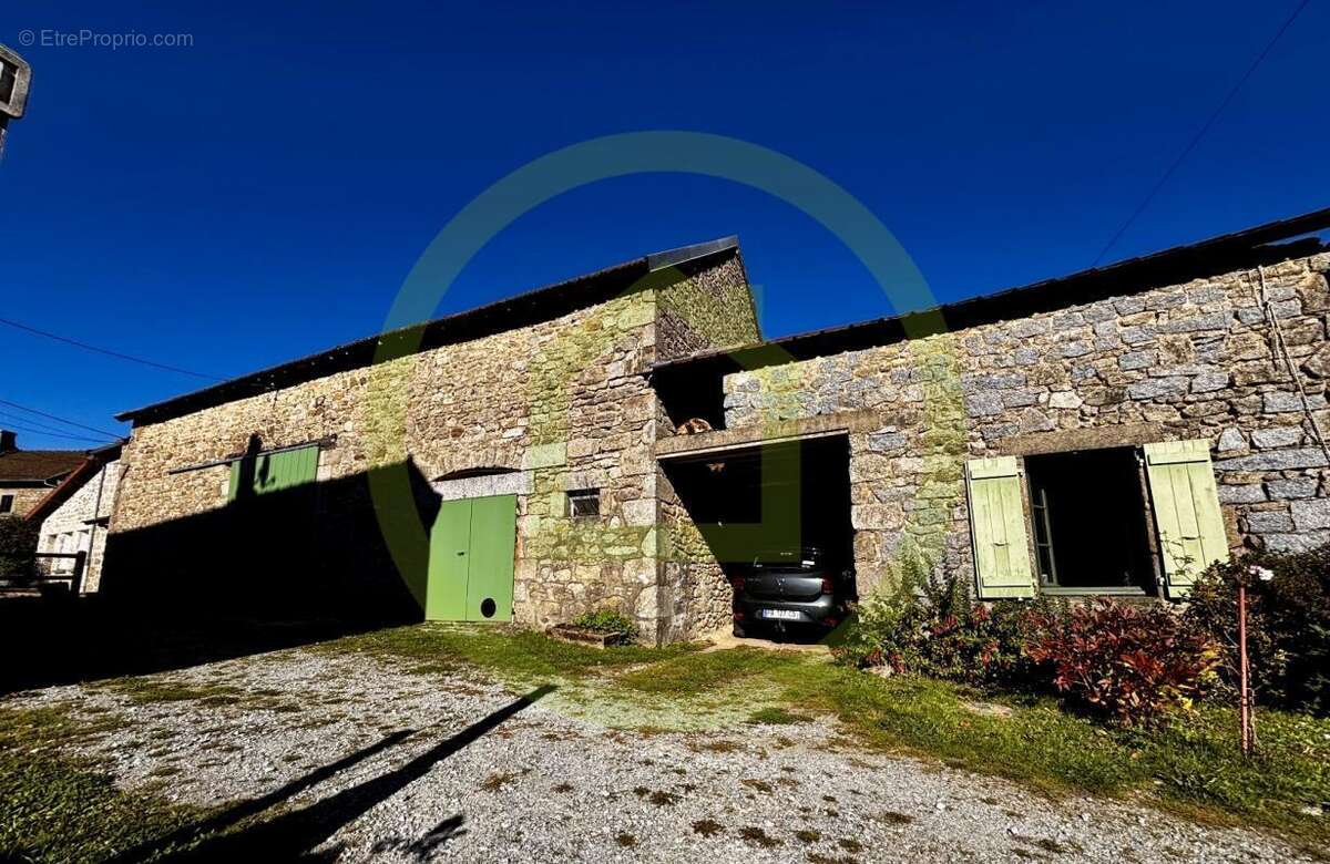 Maison à MAISONNISSES