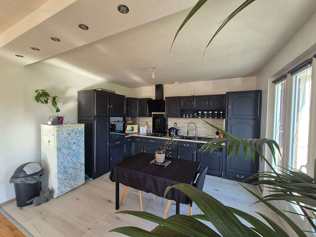 Maison à PONT-DU-CHATEAU