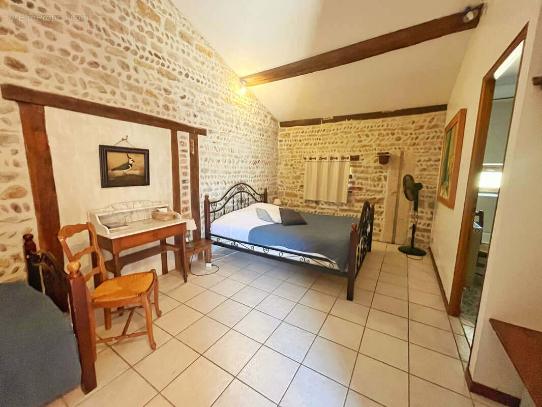 Maison à VIRIAT