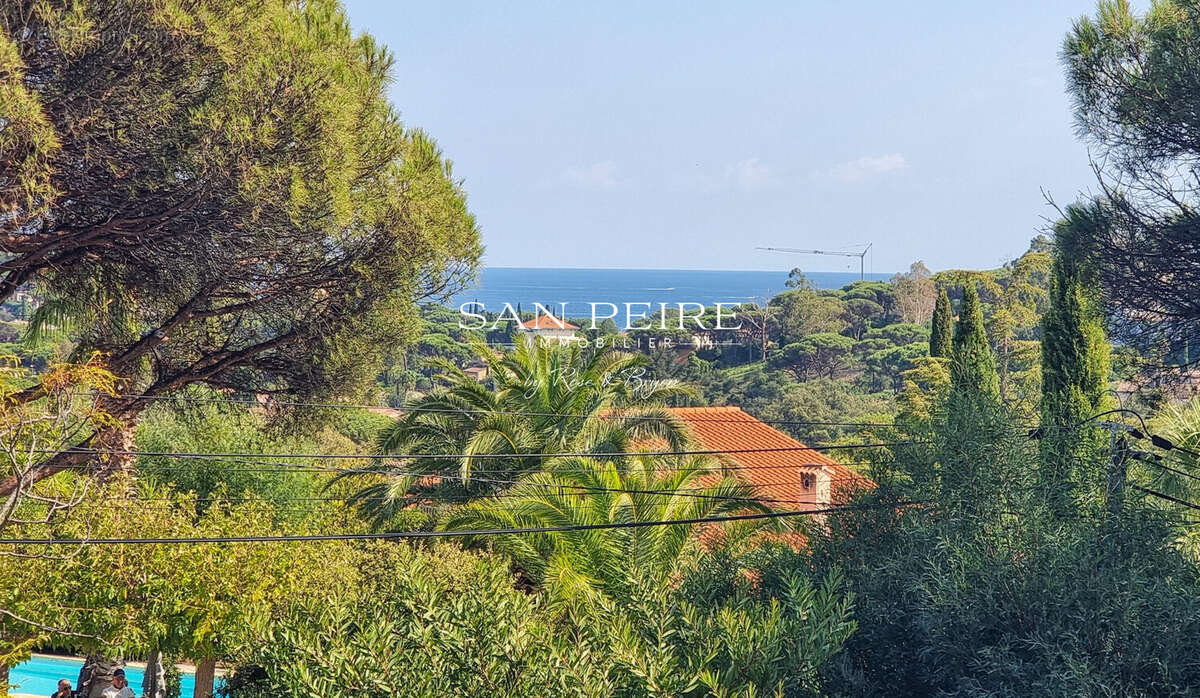 Photo Maison à Les Issambres au prix de 900 000€