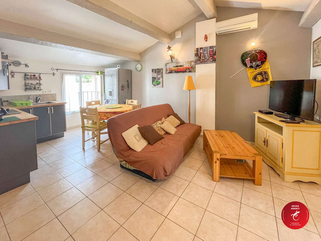 Appartement à MONTFERRAT