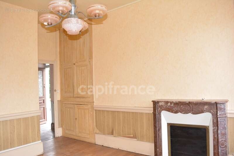 Appartement à AUNAY-EN-BAZOIS