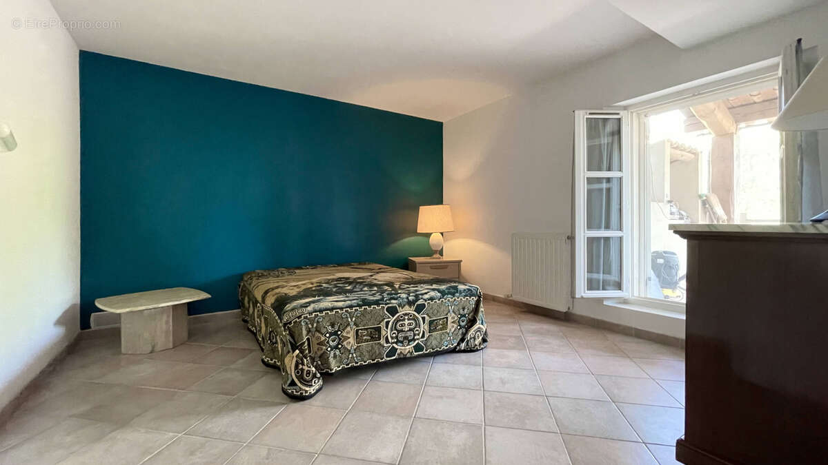 Maison à UZES