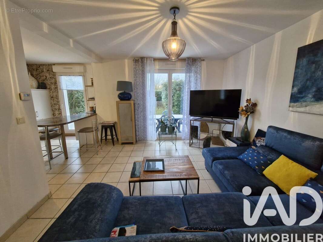 Photo 6 - Maison à NEUVILLE-AUX-BOIS
