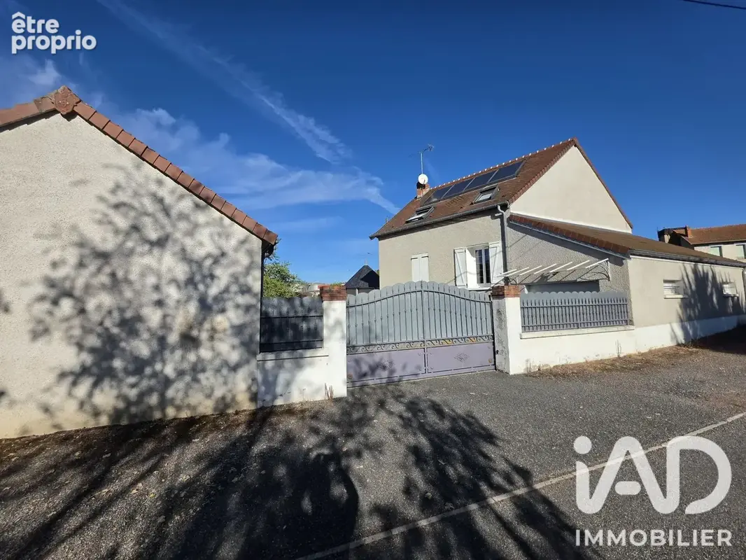 Photo 1 - Maison à CUSSET