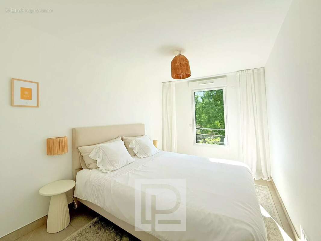 Appartement à MOUGINS