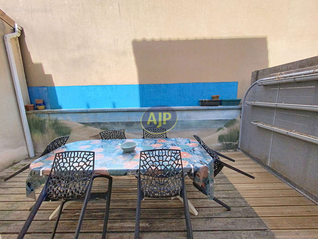 Hourtin Plage !! Un T2 en rdch et un T3 à l'étage!! - photo 2