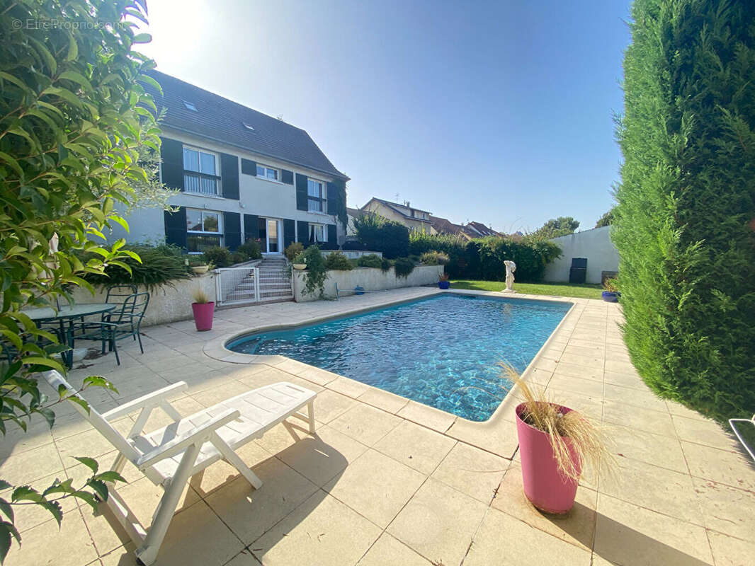 Maison à MITRY-MORY