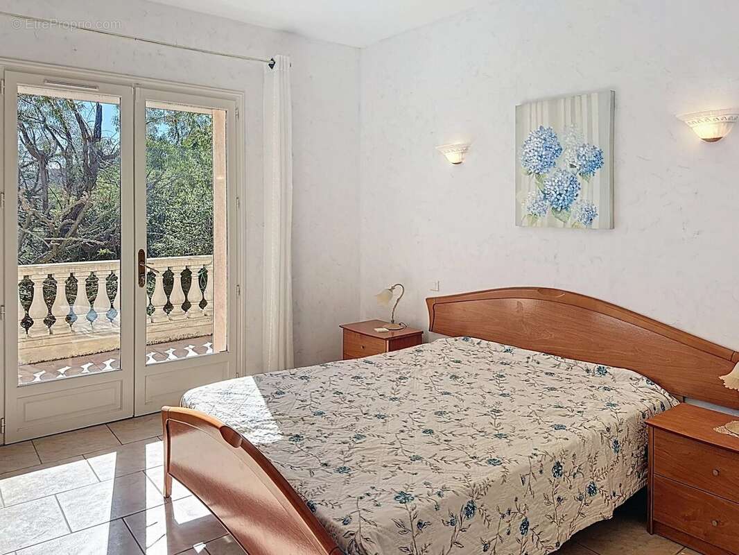 Maison à LES ADRETS-DE-L'ESTEREL