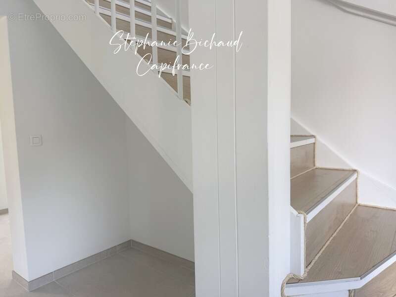 Maison à vendre 7 pièces LA ROCHE DES ARNAUDS (05) - photo 14