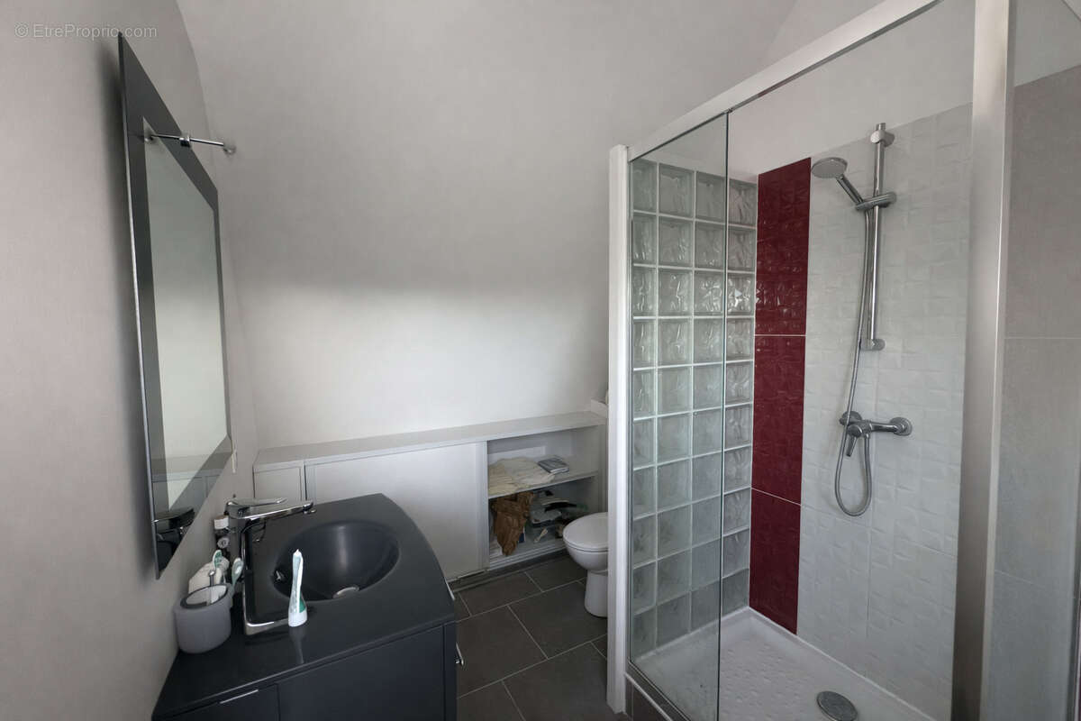 Maison à FONTAINE-HENRY