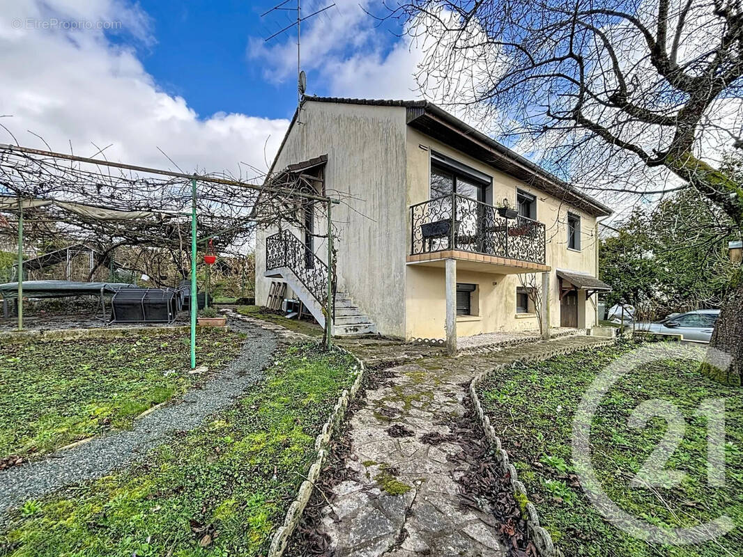 Maison à SAINT-VALERIEN