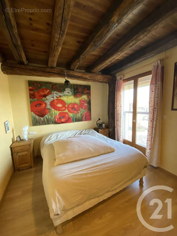 Maison à DOMMARTIN-LES-CUISEAUX