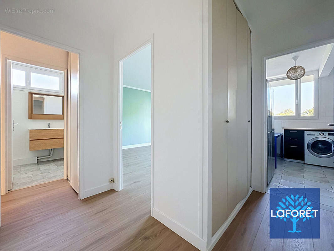 Appartement Chilly Mazarin 3 pièce(s) 62.17 m2 - photo 7