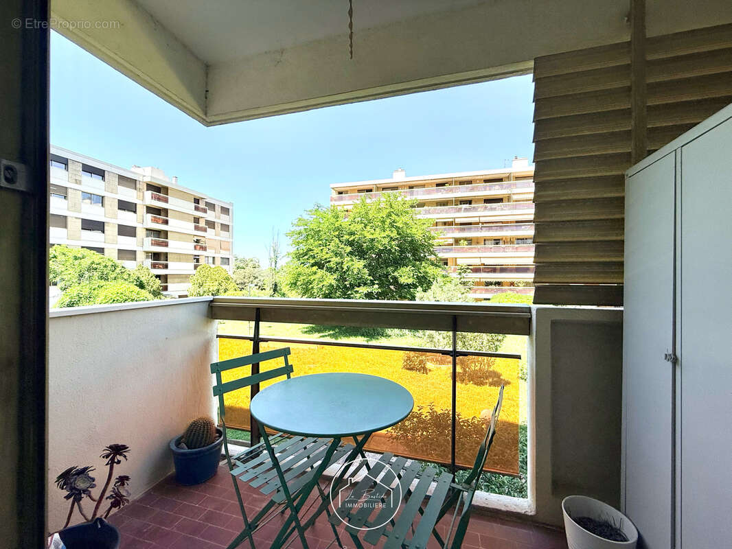 Appartement à MARSEILLE-9E