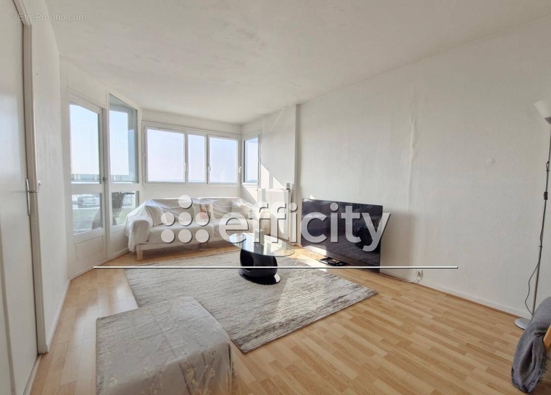 Appartement à CHAMPS-SUR-MARNE