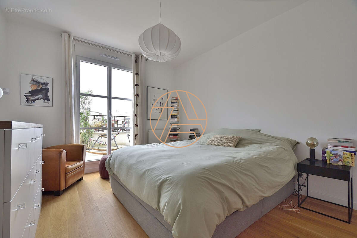 Appartement à SAINT-MAUR-DES-FOSSES
