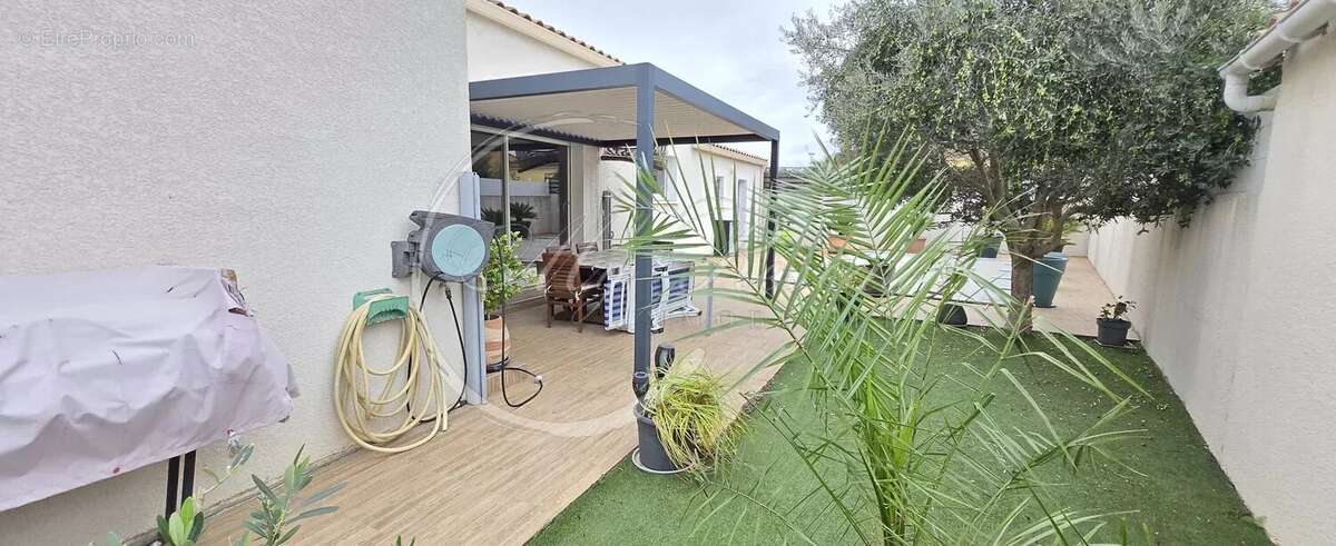 Maison à LEZIGNAN-CORBIERES