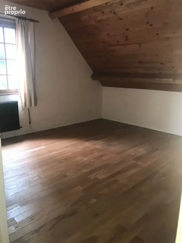 Maison 151 m² à Poisson  - photo 12