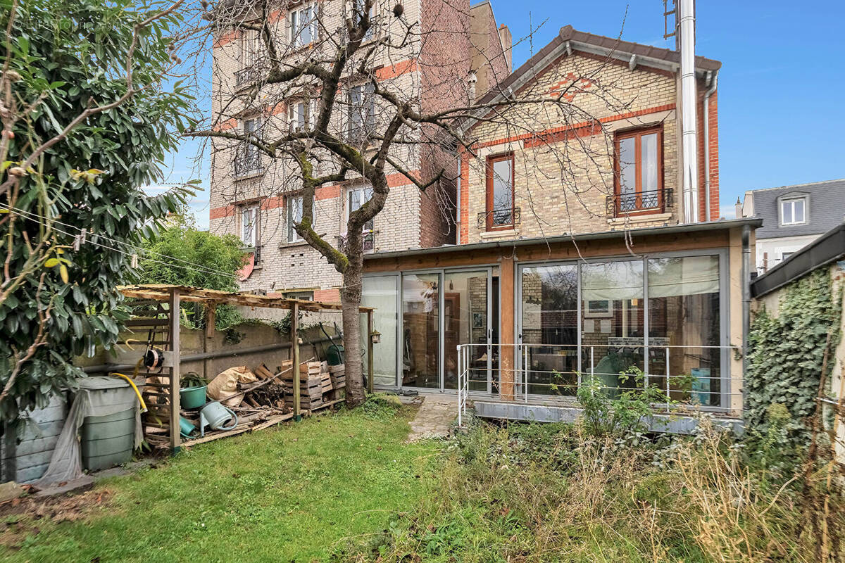 Maison à COLOMBES