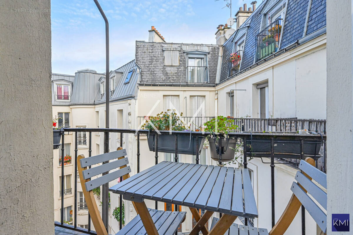 Appartement à PARIS-11E