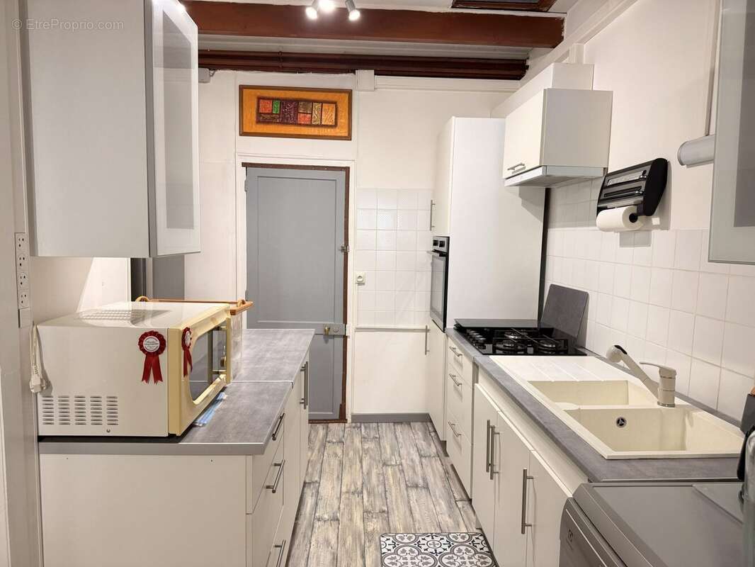 Maison 96 m² à Grezac  - photo 6