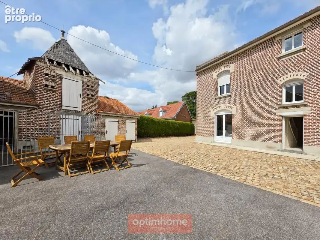 Propriété de caractère – 213 m² – 6 chambres – grange – dépendances – terrain 1 570 m² - photo 25