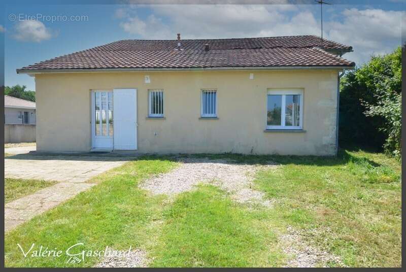 Maison à SAINT-SEURIN-SUR-L&#039;ISLE