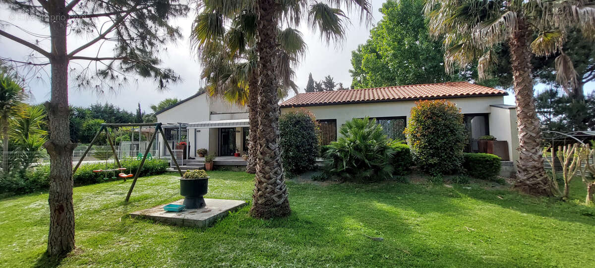 Villa d'architecte entre terre et mer - photo 16
