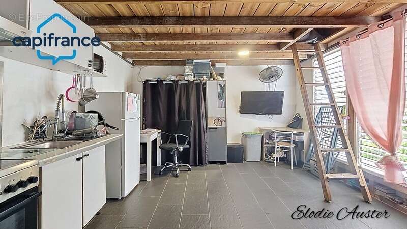 Appartement à LES ABYMES