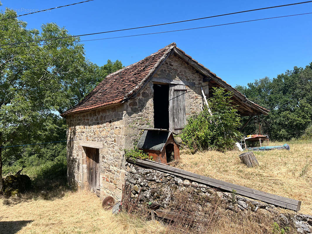 Maison à CARDAILLAC