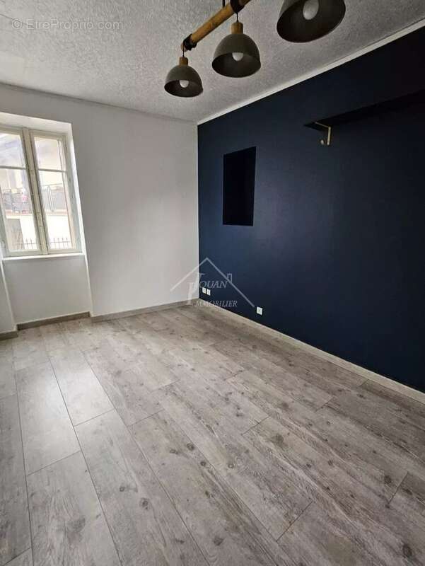 Appartement à VARENNES-SUR-ALLIER