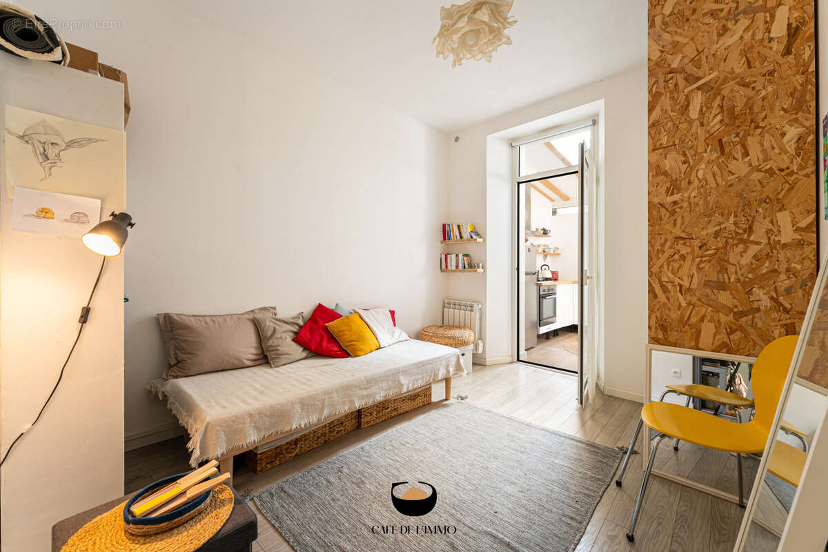 Appartement à MARSEILLE-6E