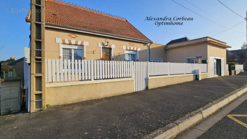 Maison à CHATEAU-LA-VALLIERE