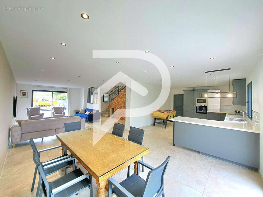 Maison à SAINT-MARTIN-LE-NOEUD