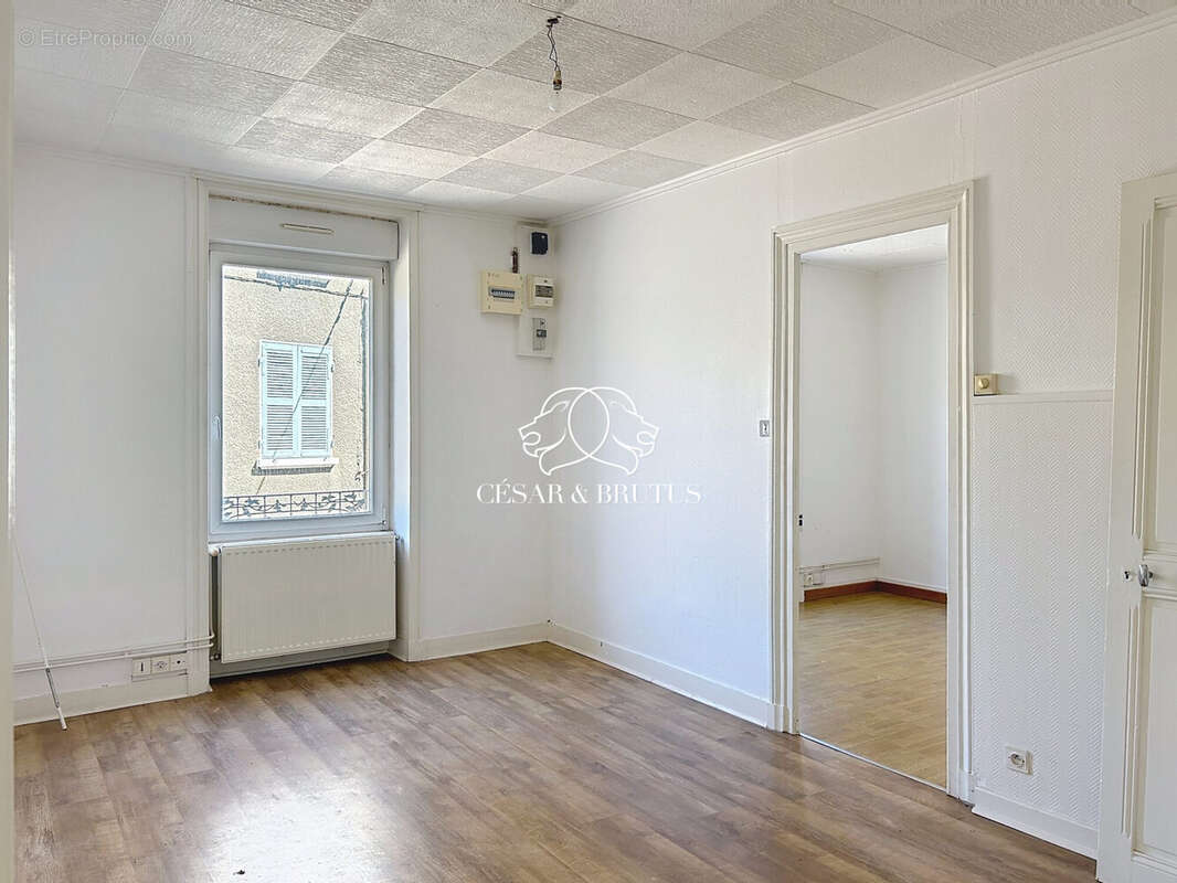 Appartement à THEL