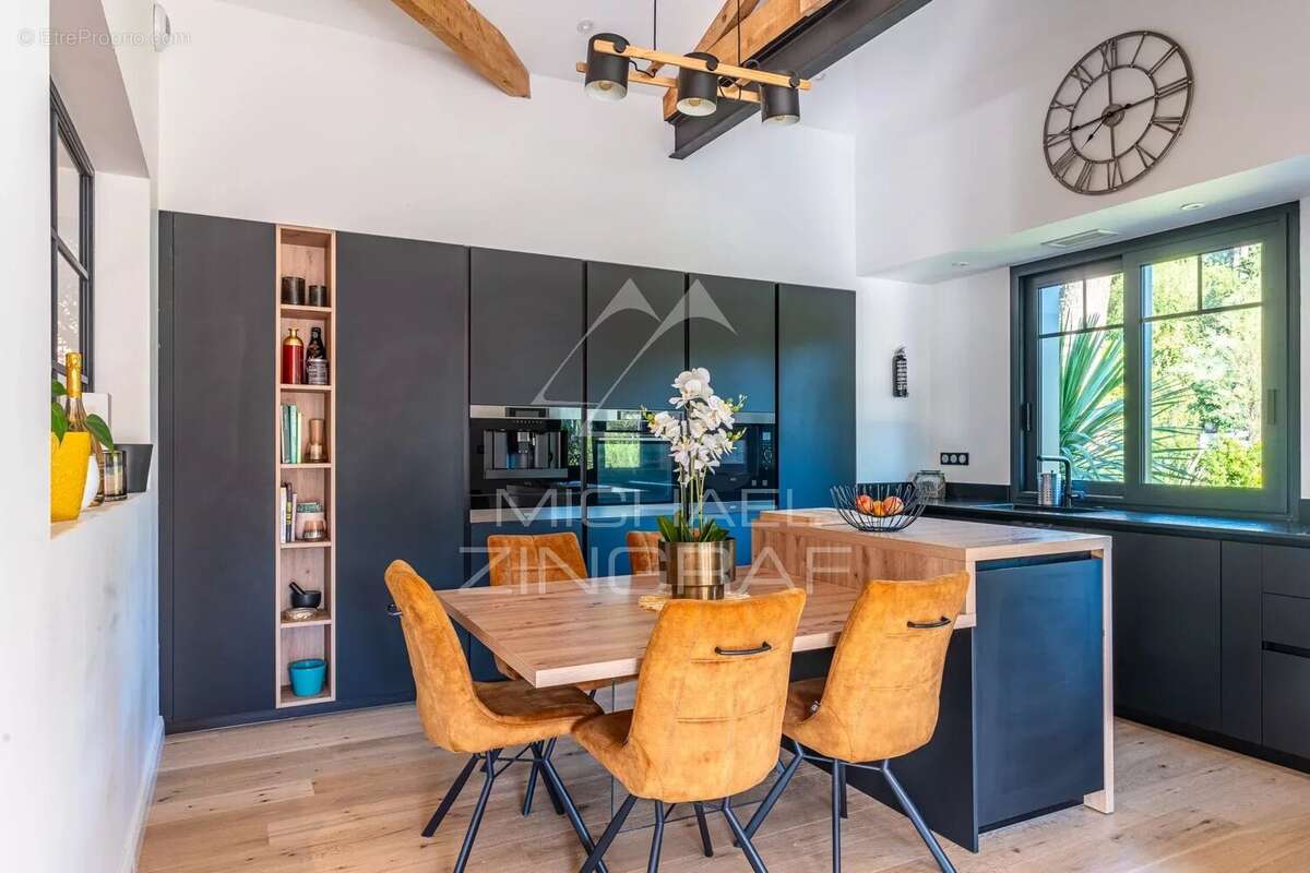 Maison à LE BOUSCAT