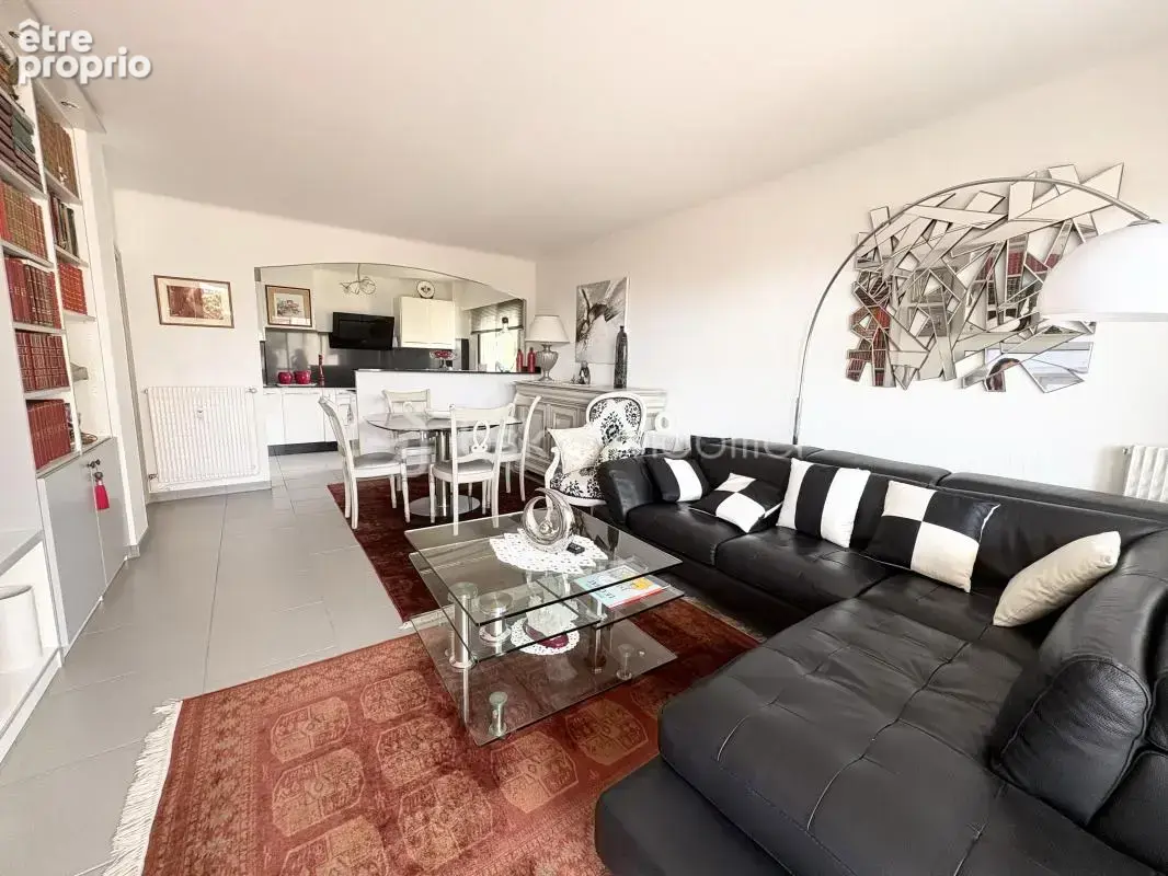 Cannes – montfleury – 3 pièces traversant avec 2 terrasses, garage et parking - photo 4