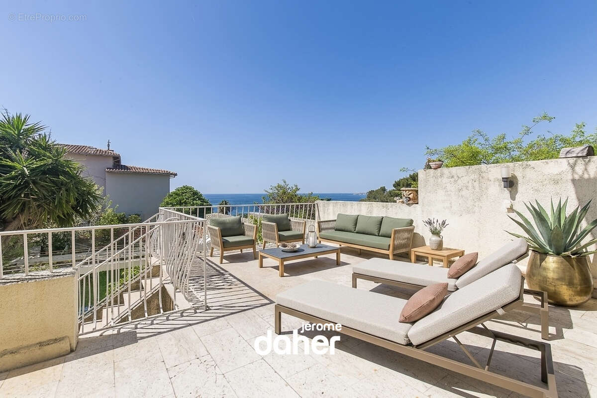 Maison à MARSEILLE-7E