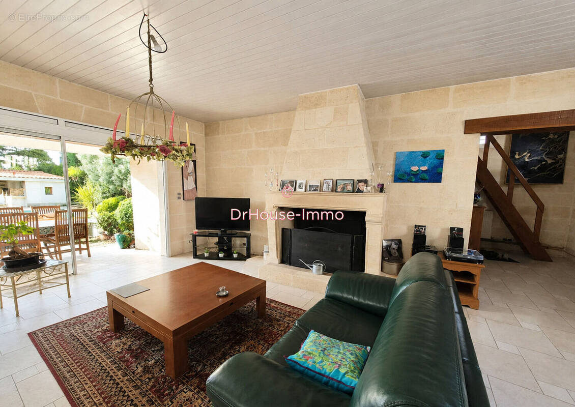 Maison 183 m² à Begles  - photo 1