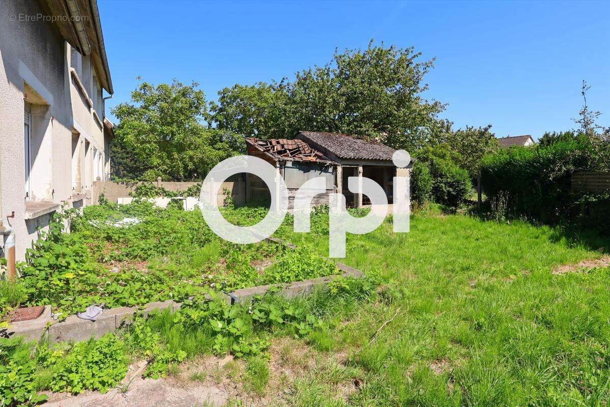 Maison semi individuelle, 6 chambres et jardin à Saint-Pol-sur-Mer (59430) - photo 10