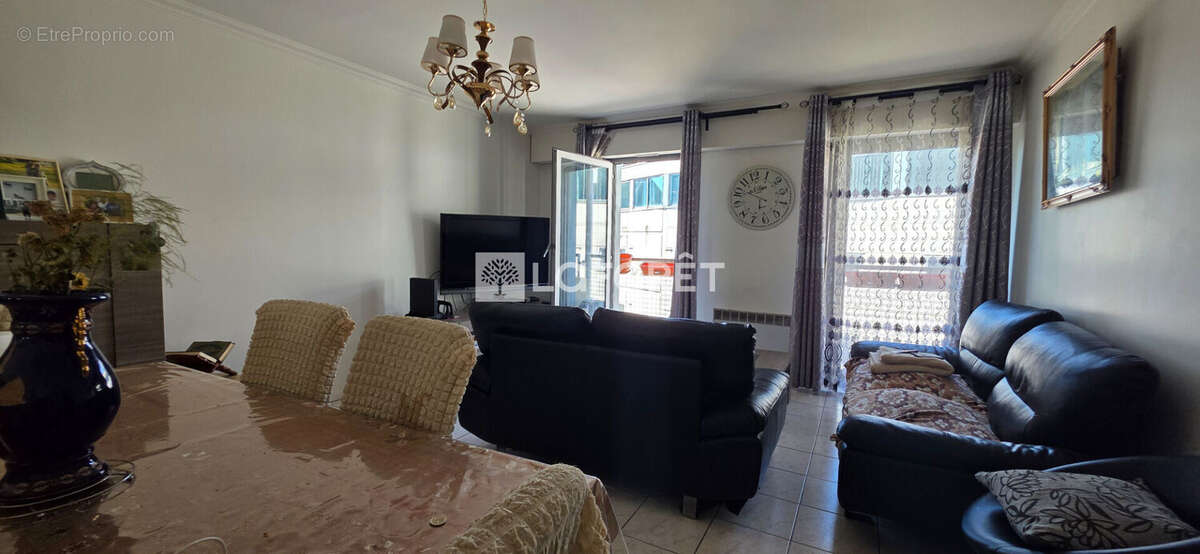 Appartement à SAINT-DENIS