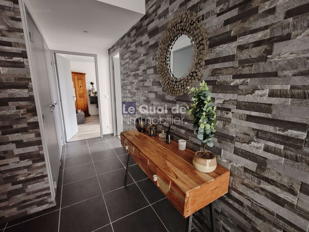 Appartement à LE PONT-DE-CLAIX