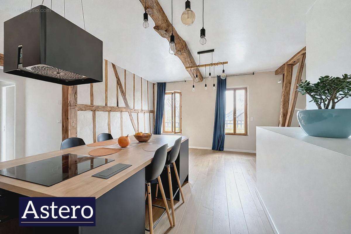 Appartement à MELESSE