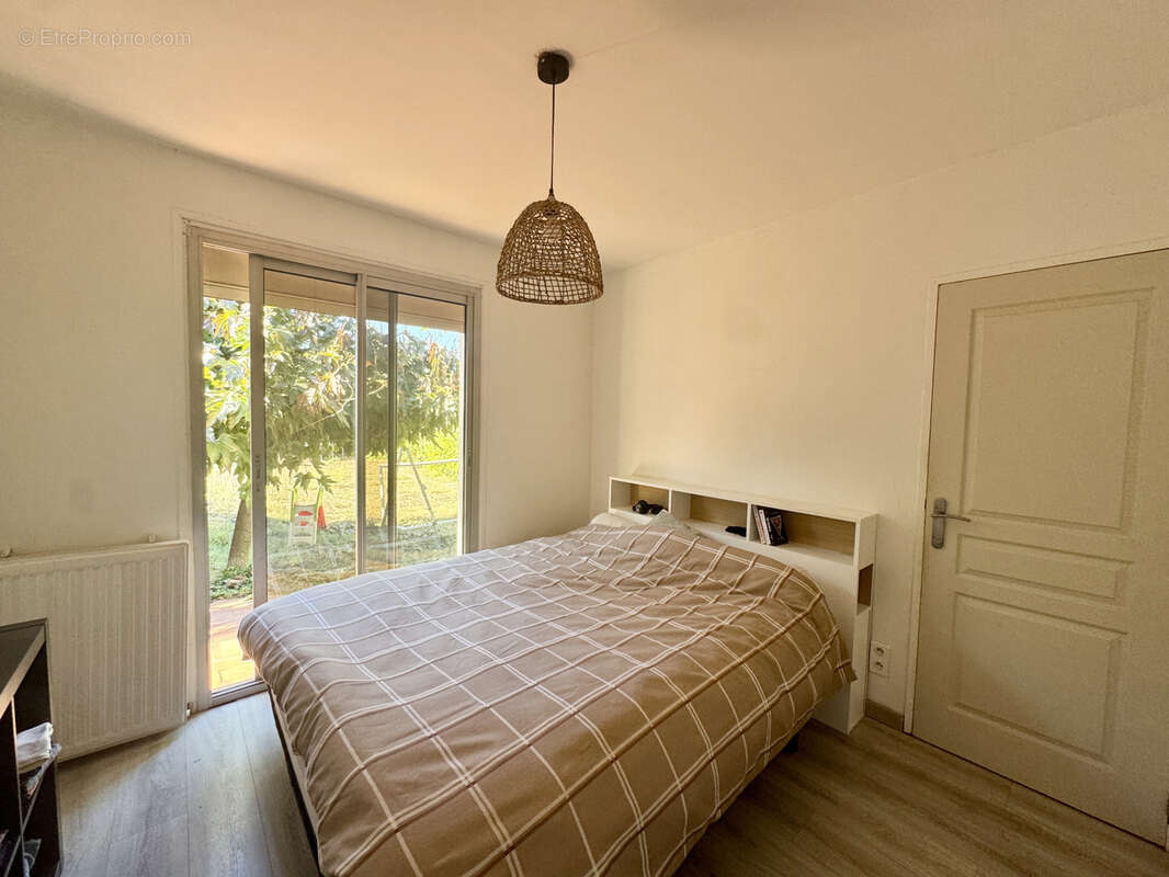 Maison à GALLARGUES-LE-MONTUEUX