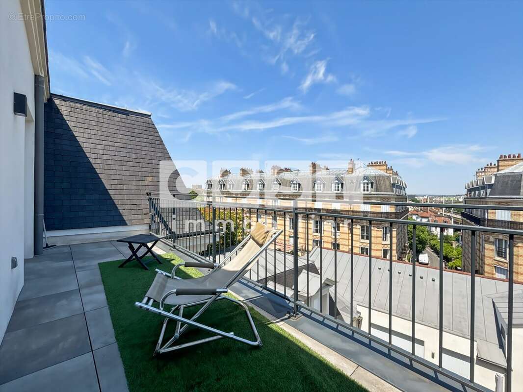 Appartement à COLOMBES