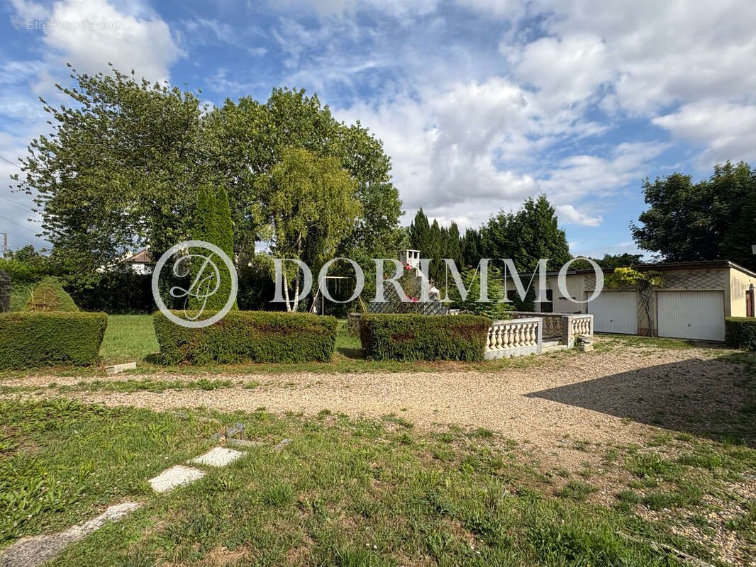 Maison 150 m² à Breteuil  - photo 11