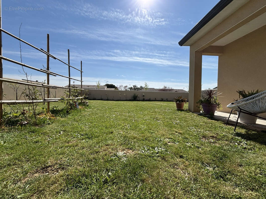 Maison à PORT-DES-BARQUES